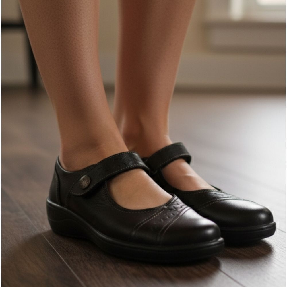 Cobb Hill black leather mary janes 6